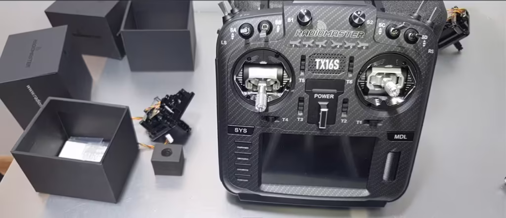 Wymiana Gimbali W TX16 MAX na AG01