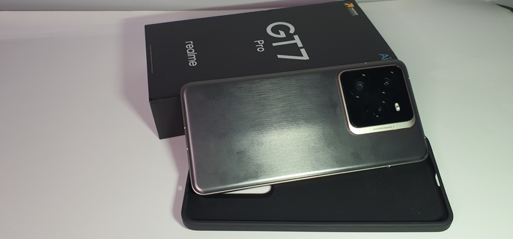 Realmi Gt7 pro- kolor szary