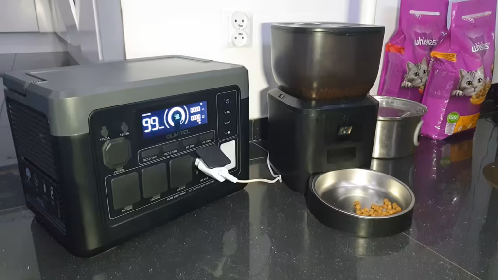 Oukitel+karmik dla kota